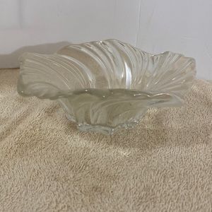 Crystal accent centerpiece bowl